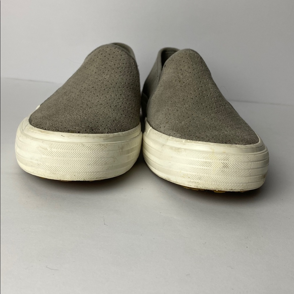 Keds Women's Gray Slip On Sneakers 9 - Picture 4 of 9